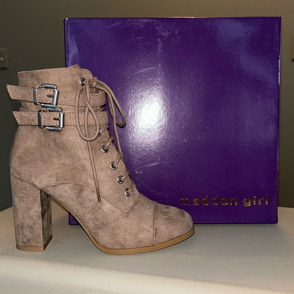 Madden Girl Klaim Taupe Suede Booties - Size 7